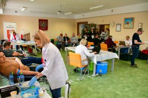Biłgoraj: 31 osób uratowało życie oddając krew!-11025