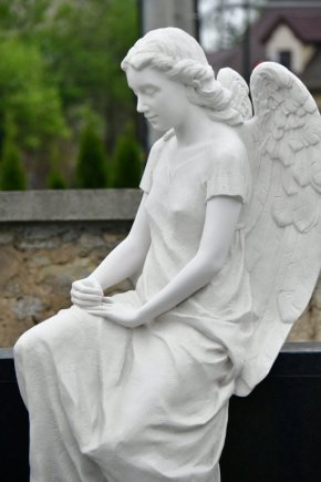 Symboliczny grób dziecka utraconego na cmentarzu w Biłgoraju-11044