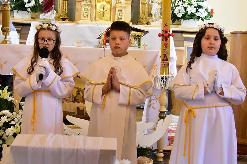 Uroczystość I Komunii Świętej w Biłgoraju: Radość z pierwszego spotkania z Chrystusem