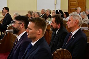 Nowa Rada Miasta Biłgoraja zainaugurowała kadencję mszą świętą-11164