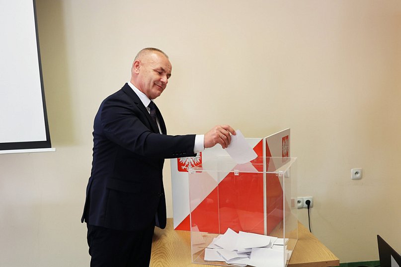 Andrzej Szarlip starostą. Rada dokonała wyboru. Kto jeszcze w Zarządzie Powiatu?