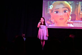 Biłgoraj: Młodzi artyści śpiewają hity Disneya!-11198