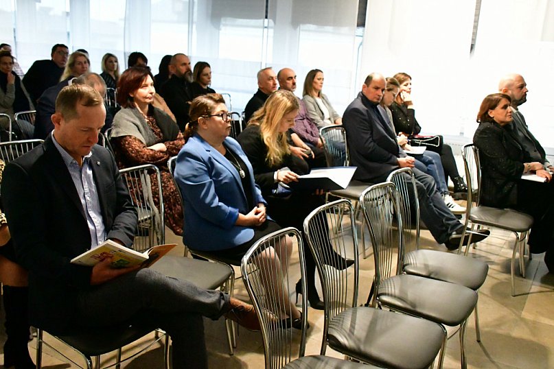 W Józefowie trwa konferencja "Dostępność plus"