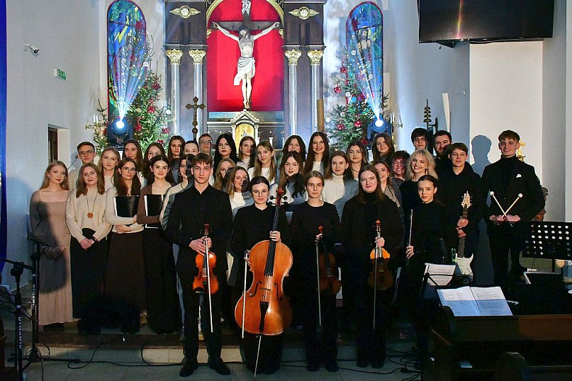 Charytatywny koncert kolęd w Księżpolu: Młodzi muzycy dla Karolka Ziomka