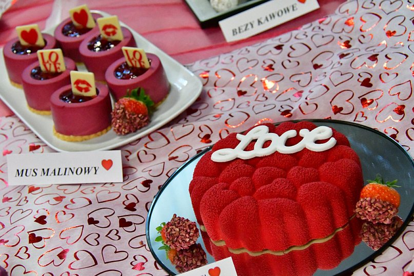 Walentynkowe słodkości z Zespołu Szkół Zawodowych i Ogólnokształcących w Biłgoraju