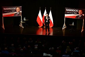 Morawiecki, Czarnek i Obajtek w Biłgoraju-13165