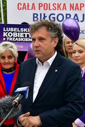 Zachęcali by głosować na Rafała Trzaskowskiego. W centrum miasta zorganizowali konferencję-13244