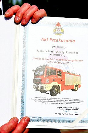 Przekazanie samochodu bojowego jednostce OSP Bukowa-13297