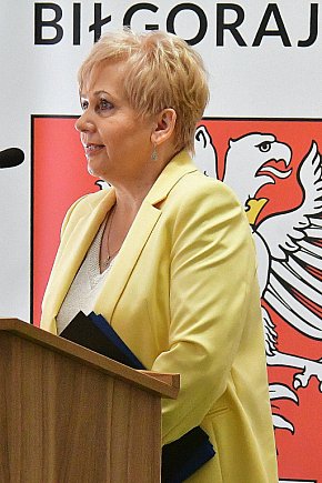 Dzień Olimpijczyka. Władze powiatu biłgorajskiego wyróżniły najlepszych uczniów i nauczycieli-13415