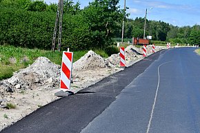 Trwają prace inwestycyjne na drodze powiatowej nr 2958L Wola Różaniecka - Różaniec-13461
