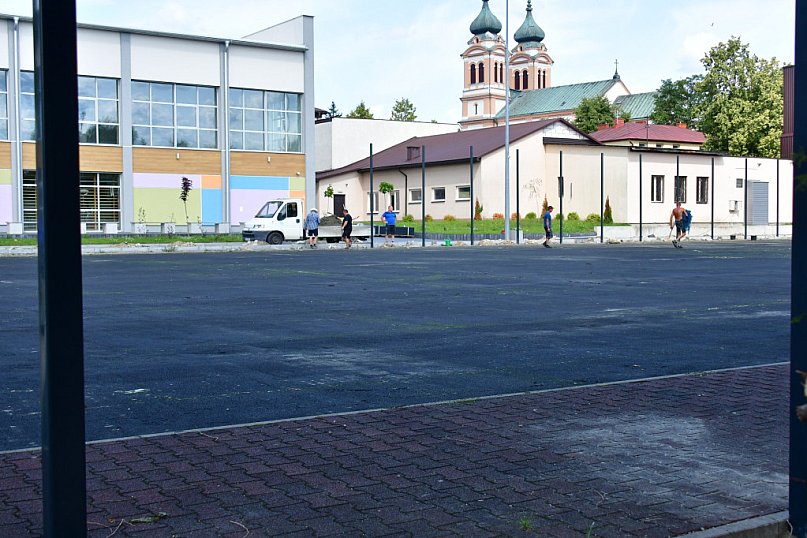 Trwa gruntowny remont "ORLIK-a" przy Jedynce