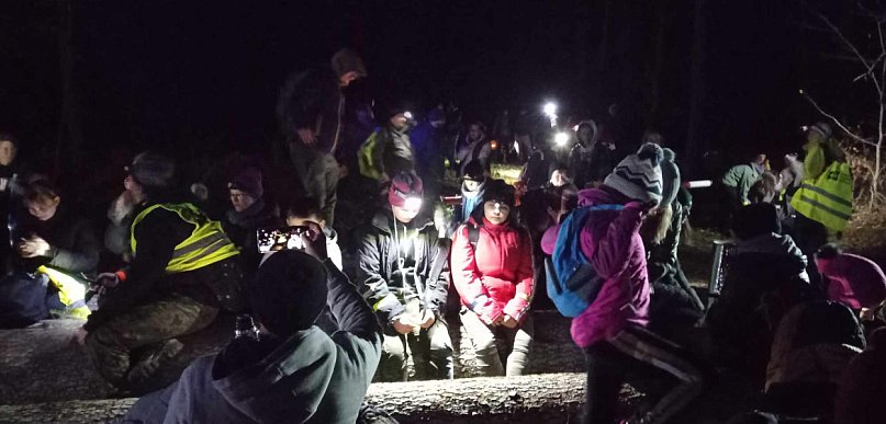 Nocny niepodległościowy rajd naszych harcerzy (FOTO)