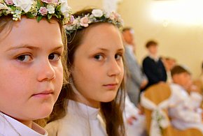 Pierwsza Komunia Święta w parafii w Soli (FOTO)-52553