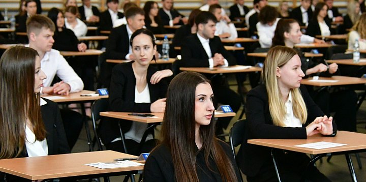 Matura: egzaminy pisemne od 5 do 22 maja; egzaminy ustn-52513