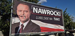 Kolejny akt wandalizmu. Zniszczony bilbord Nawrockiego 