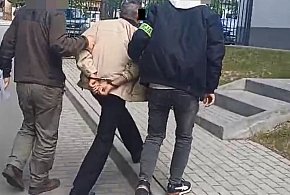 Z atrapą broni przyszedł do kancelarii komorniczej. Pijany 57-latek zatrzymany-52694