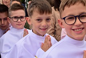 Uroczystość I Komunii Świętej w sanktuarium w Biłgoraju (FOTO, VIDEO)-52922
