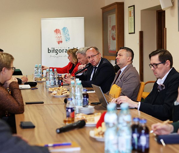 Władze IPN w Biłgoraju. Na tapecie Osuchy (FOTO)-52978