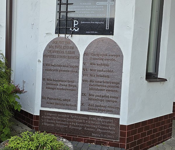 Biłgoraj. Będą uroczystości w 20. rocznicę odsłonięcia Tablic Dekalog w Biłgoraju-53023