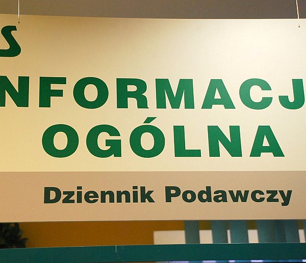 ZUS przestrzega: jak nie dać się oszustom-53063