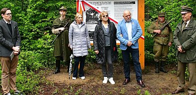 Na „Zamarzniętych Wodach" odsłonięto pamiątkową tablicę (FOTO, VIDEO)-53104
