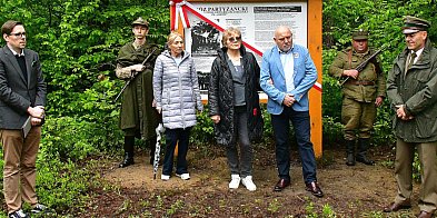 Na „Zamarzniętych Wodach" odsłonięto pamiątkową tablicę-53104