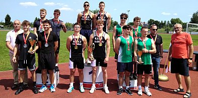 Podwójny trumf uczniów RCEZ w wojewódzkiej licealiadzie-53656