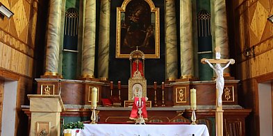 Odrestaurowanie ołtarza głównego w kościele św. Apostołów Piotra i Pawła w Majdani-53849