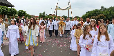 Procesja Bożego Ciała w par. Chrystusa Króla w Biłgoraju (FOTO)-53916