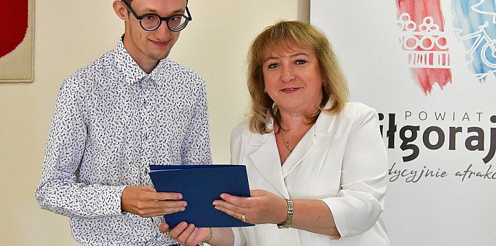 Dzień Olimpijczyka. Władze powiatu biłgorajskiego...-54015