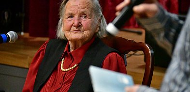 Janina Pydo - żywa legenda folkloru roztoczańskiego z Basztą kazimierską-54208