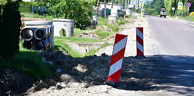 Trwają prace inwestycyjne na drodze powiatowej nr 2958L-54184