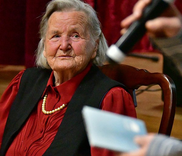 Janina Pydo - żywa legenda folkloru roztoczańskiego z Basztą kazimierską-54208