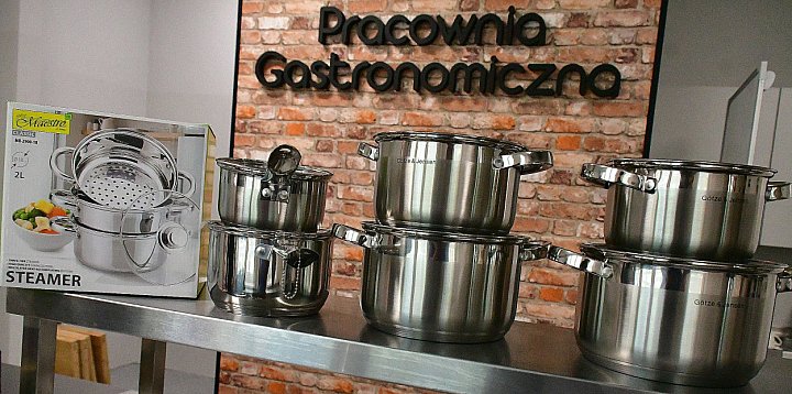 Wyposażenie dla ZSZiO. Środki pochodzą z projektu-54776