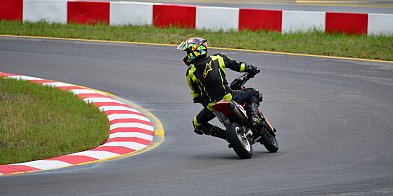 Ekscytujące Zawody Motocyklowe na Autodromie Biłgoraj-54931