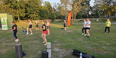 Razem dla Adasia: gimnastyka z Agatą Wybranowską-55378