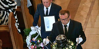 Ostatnia ziemska droga śp. Szczepana Łubiarza (FOTO, VIDEO)-55515