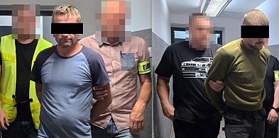 Aktualności. Zatrzymanie sprawców usiłowania włamania  do bankomatu-55765