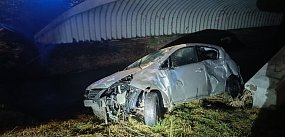 Zdarzenie drogowe na obwodnicy Biłgoraja. Auto wpadło