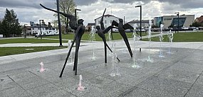 Jaskółki „przyleciały” do Księżpola! Nowa fontanna już