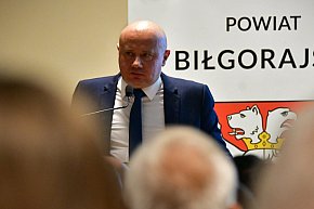 Trwa sesja Rady Powiatu. Co z wnioskiem o odwołanie Zarządu Powiatu-14175