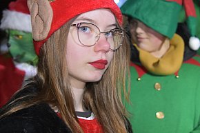 Fabryka zabawek w Dereźni! Mikołaj na platformie odwiedził wioskę-14213