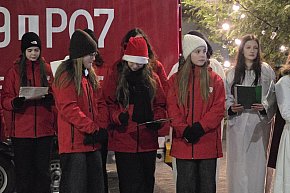 Strażackie kolędowanie w Tarnogrodzie. Młodzież z MDP zagrała dla mieszkańców-14328