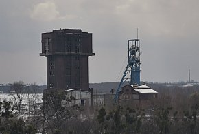 Pięcioletnie urlopy i nawet 170 tys. zł odprawy. Zmiany dla dużej grupy-56195