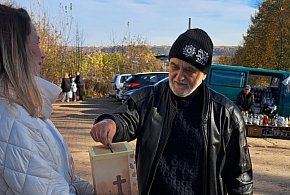 Dekada troski: Rekordowa kwesta na cmentarzu w Goraju-57830