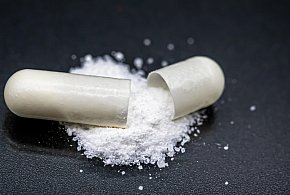 Salmonella w popularnym suplemencie. „Nie należy spożywać”-58351