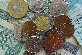 Nowe regulacje dla dorabiających. Od grudnia zmieniają się limity-58477