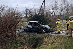 Poranny pożar w Biszczy. W akcji trzy zastępy straży pożarnej-59683