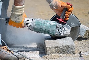 Weszły nowe przepisy. ZUS przyjmuje setki tysięcy wniosków-60224