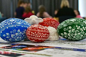 Jubileuszowe warsztaty w Tarnogrodzie. 20 lat pielęgnowania tradycji pisankarskich